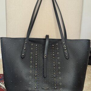 Coach Black Market Tote “Bandana Rivets“ Excellent condition. No signs of wear